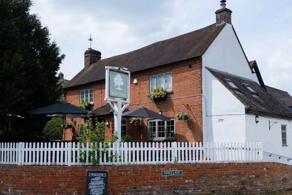 dfg-the-yew-tree-frieth